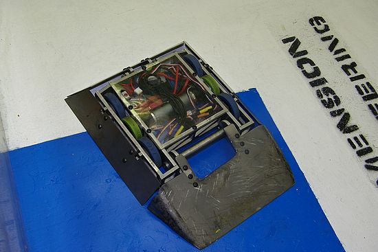 Automaton Carnage Enterprises' beelte weight "Slippery-Slope"